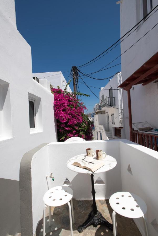 Lirous Studios Mykonos Town Extérieur photo