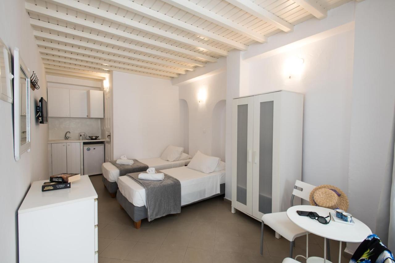 Lirous Studios Mykonos Town Extérieur photo