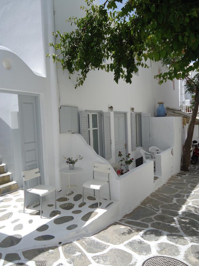 Lirous Studios Mykonos Town Extérieur photo